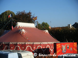 Essonne: le Rudi Llata Circus poursuit sa tournée dans le département