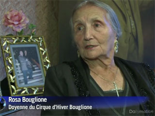 Paris: a presque 101 ans, Rosa Bouglione veille encore sur son cirque