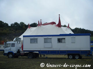 Côte d'Or: le Cirque Paradiso à Chatillon-sur-Seine jusqu'au 13 novembre 2011