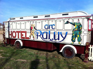 Gard: représentations du Cirque Raluy à Aigues-Mortes du 18 au 20 novembre 2011