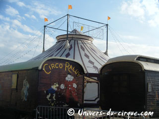 Espagne: le Cirque Raluy à Barcelone du 02 décembre 2011 au 08 janvier 2012