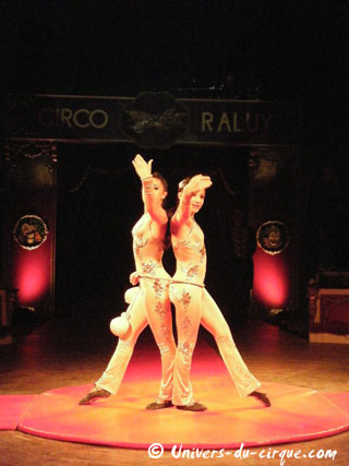 Espagne: le Cirque Raluy à Barcelone du 02 décembre 2011 au 08 janvier 2012