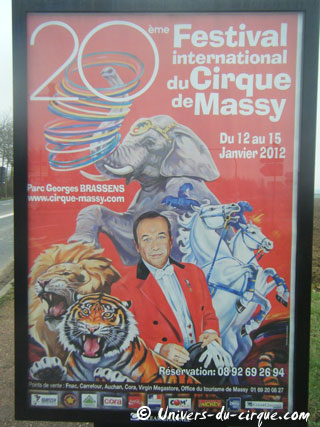 Essonne: campagne d'affichage publicitaire du 20 Festival International du Cirque de Massy