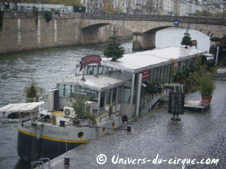 Paris: Réveillons Magiques à bord de Métamorphosis les 24 et 31 décembre 2011