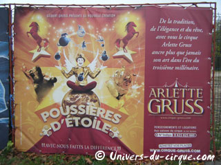 Paris: derniers jours de la saison 2011 du Cirque Arlette Gruss