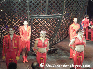 Paris: derniers jours de la saison 2011 du Cirque Arlette Gruss