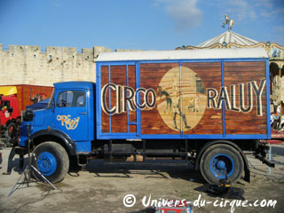 Espagne: le séjour du Cirque Raluy à Barcelone se poursuit jusqu'au 08 janvier 2012