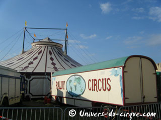 Espagne: le séjour du Cirque Raluy à Barcelone se poursuit jusqu'au 08 janvier 2012