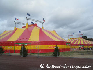 Paris: le séjour du Cirque Pinder sur la Pelouse de Reuilly se poursuit jusqu'au 08 janvier 2012