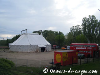 Hauts-de-Seine: le Cirque Baroque en résidence de création à l'Espace Cirque d'Antony du 30 avril au 26 mai 2012