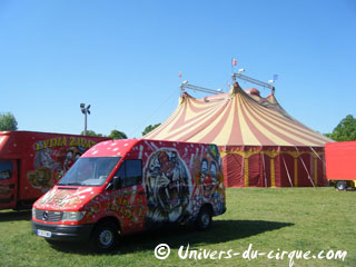 Yvelines: le Cirque Lydia Zavatta au Vesinet du 12 au 28 mai 2012
