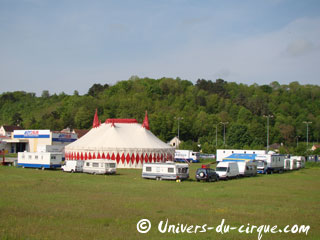 Yonne: le Cirque Paradiso à Tonnerre du 16 au 27 mai 2012