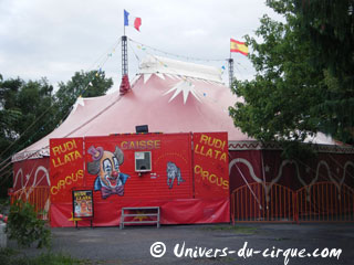 Essonne: le séjour du Rudi Llata Circus à Viry-Chatillon se poursuit jusqu'au 10 juin 2012