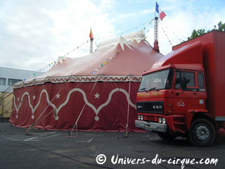 Essonne: le séjour du Rudi Llata Circus à Viry-Chatillon se poursuit jusqu'au 10 juin 2012