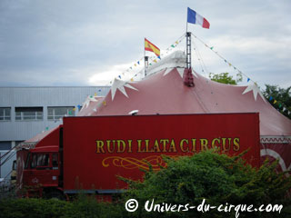 Essonne: le séjour du Rudi Llata Circus à Viry-Chatillon se poursuit jusqu'au 10 juin 2012