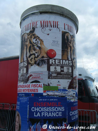 Marne: difficile cohabitation entre campagne électorale et affiches du Cirque Arlette Gruss à Reims