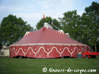 Essonne: le séjour du Rudi Llata Circus à Fleury-Mérogis se poursuit jusqu'au 01er juillet 2012
