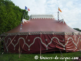 Essonne: le séjour du Rudi Llata Circus à Fleury-Mérogis se poursuit jusqu'au 01er juillet 2012