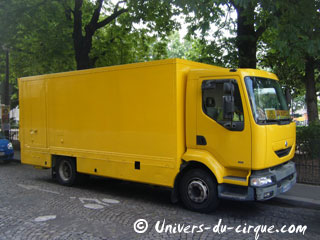 Paris: les Gontellis dans le 15° arrondissement du 20 juin au 15 juillet 2012