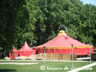 Paris: le Cirque Aïtal au Parc de Bercy du 19 juillet au 05 août 2012