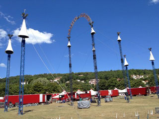 Alpes-Maritimes: le Cirque Arlette Gruss a pris ses quartiers d'été à Cabris