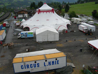 Autriche: le Circus Louis Knie en tournée estivale dans les Etats de Haute-Autriche et de Styrie
