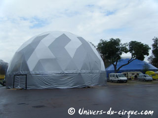 Paris: le Village de Cirque de retour sur la Pelouse de Reuilly du 05 octobre au 04 novembre 2012