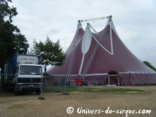 Paris: le Village de Cirque de retour sur la Pelouse de Reuilly du 05 octobre au 04 novembre 2012