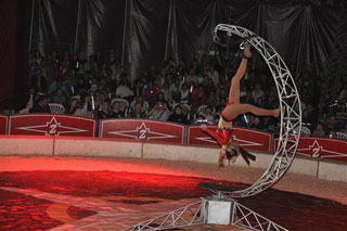Côte-d'Or: le spectacle 2012 du Cirque Luigi Zavatta à Perrigny-Les-Dijon en images
