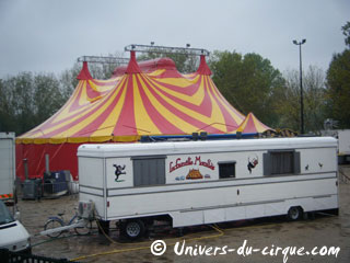 Hauts-de-Seine: la Famille Morallès à l'Espace Cirque d'Antony du 12 au 28 octobre 2012