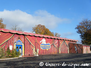 Loiret: le Musée du Cirque et de l'Illusion à Dampierre-en-Burly