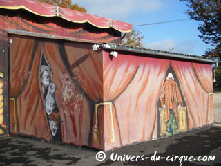 Loiret: le Musée du Cirque et de l'Illusion à Dampierre-en-Burly