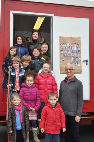 Un nouvel instituteur à l'école du Cirque Arlette Gruss