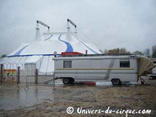 Yvelines: le séjour du Cirque Joseph Bouglione à Chatou se poursuit jusqu'au 16 janvier 2013