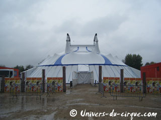 Yvelines: le séjour du Cirque Joseph Bouglione à Chatou se poursuit jusqu'au 16 janvier 2013