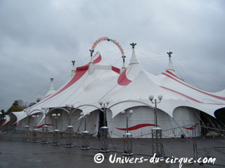 Paris: Galas de Nol du Cirque Arlette Gruss sur la Pelouse de Reuilly du 24 novembre au 16 décembre 2012