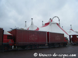 Paris: Galas de Nol du Cirque Arlette Gruss sur la Pelouse de Reuilly du 24 novembre au 16 décembre 2012