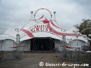 Paris: Galas de Nol du Cirque Arlette Gruss sur la Pelouse de Reuilly du 24 novembre au 16 décembre 2012