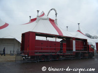 Paris: Galas de Nol du Cirque Arlette Gruss sur la Pelouse de Reuilly du 24 novembre au 16 décembre 2012