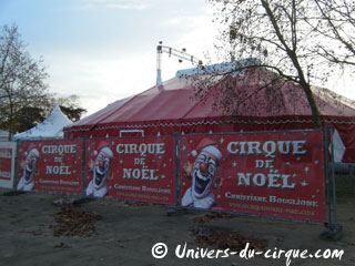 Paris: le Cirque de Nol Christiane Bouglione de retour à la Porte de Passy du 17 novembre au 19 décembre 2012