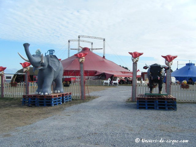 Cirque Joseph Bouglione