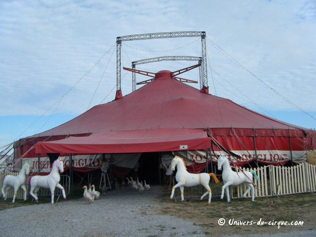 Cirque Joseph Bouglione