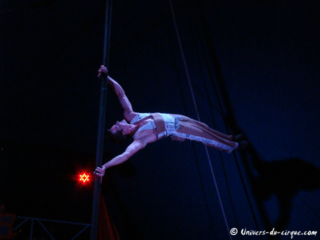 Cirque Star