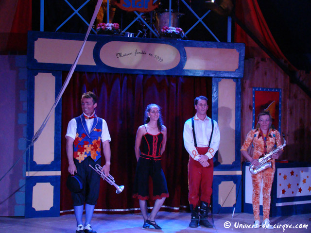 Cirque Star