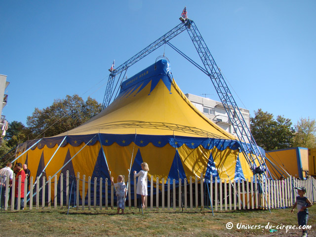 Cirque Star
