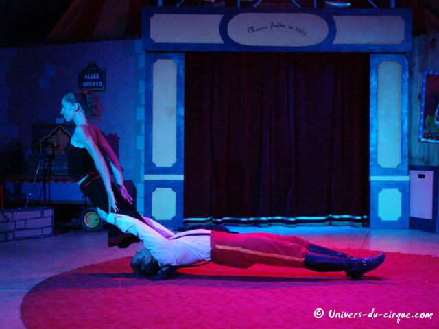 Cirque Star