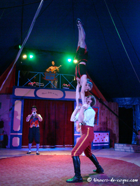 Cirque Star