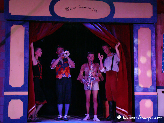 Cirque Star